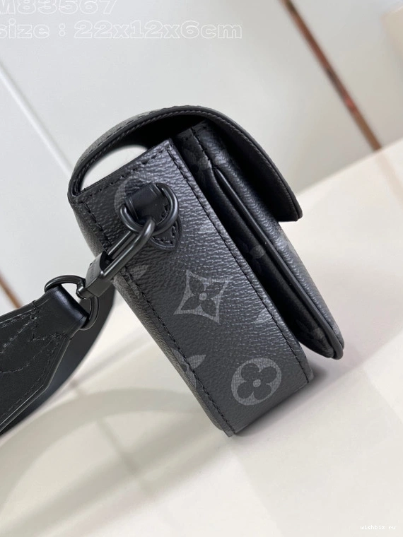 WIS LOUIS Wallet Wearable Montsouris VUITTON 1122